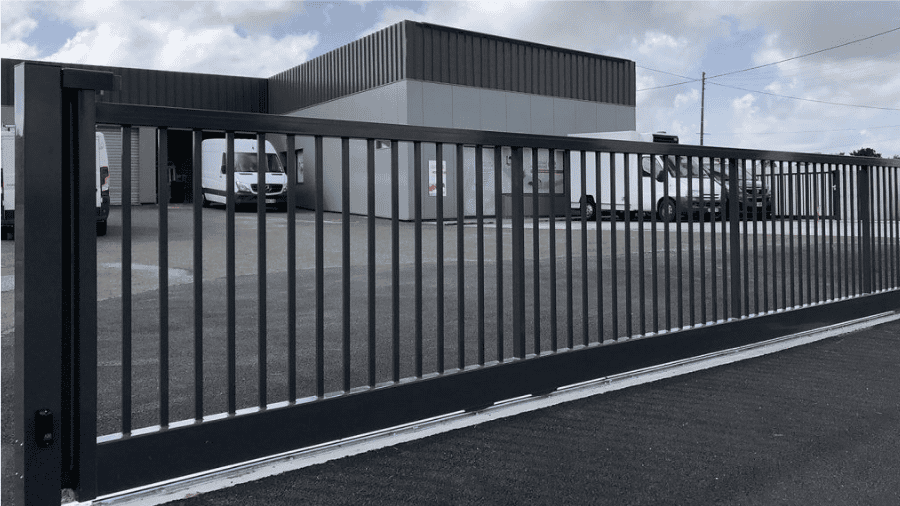 Accueil portail industriel coulissant